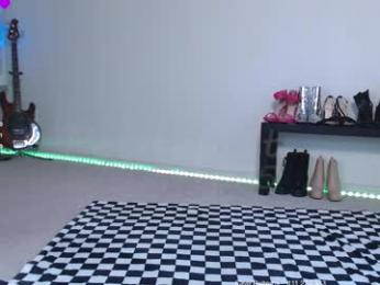 petitebrat chaturbate stream image