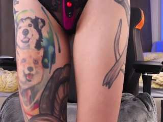 yourfeetmodel camsoda stream image