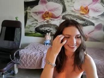 jennycutey chaturbate stream image