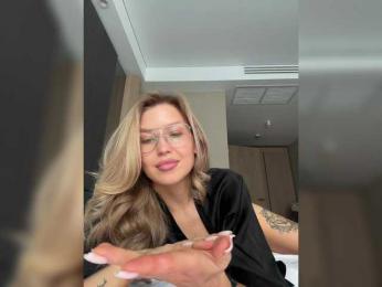 sweetpeach77 bongacams stream image