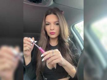 Oops_kiraa bongacams stream image