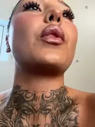 Coco-Love stripchat stream image