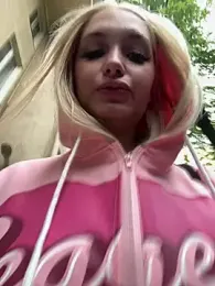 Milkyy_wway stripchat stream image