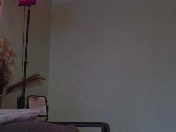 LALI_XS bongacams stream image