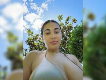 wlcm2talilia bongacams stream image