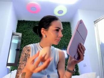 hotfallingdevil chaturbate stream image