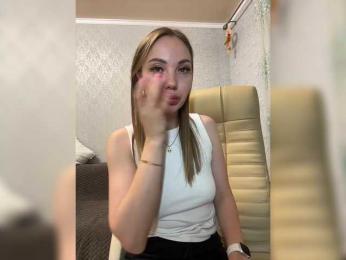 KitFox bongacams stream image