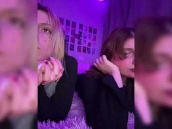 Molly-and-Ewa bongacams stream image