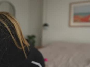 rebeccastonee chaturbate stream image