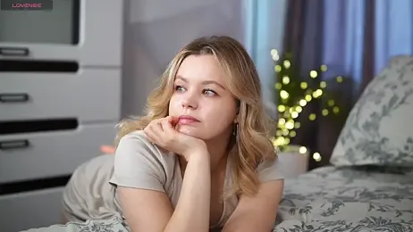 Milana15 stripchat stream image