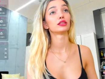 sassyt33n chaturbate stream image