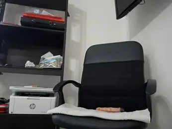 sexylenia stripchat stream image