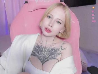 luvsoak bongacams stream image