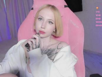 luvsoak bongacams stream image
