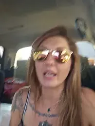 SheIsSomething stripchat stream image