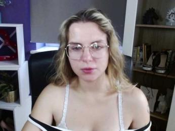 Soft-Zoey bongacams stream image