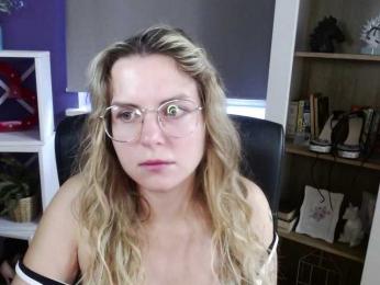 Soft-Zoey bongacams stream image