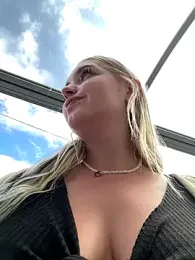 Milkyy_wway stripchat stream image