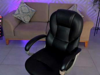 MadelineFox bongacams stream image