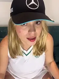 _Alice_1 stripchat stream image