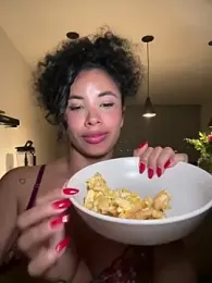 Brunettexio stripchat stream image