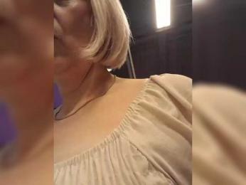 mery8poppins bongacams stream image