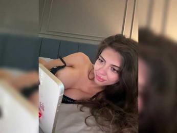 Roxysh bongacams stream image