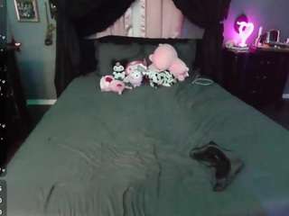 sallylynn camsoda stream image