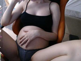 crystalyss bongacams stream image