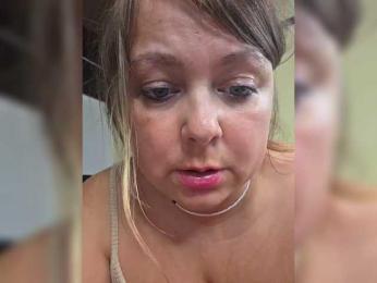 FLUFFY_BEAUTY bongacams stream image