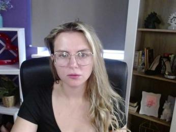 Soft-Zoey bongacams stream image