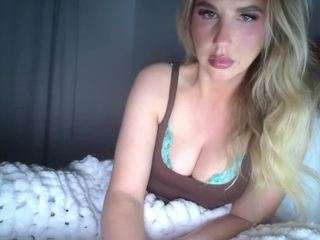 ariawoods camsoda stream image