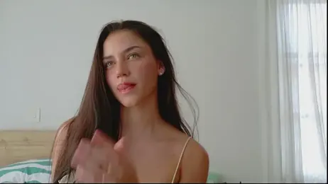 GrettaBenett stripchat stream image