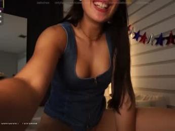 rosiebones chaturbate stream image