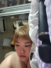lunahong28 stripchat stream image