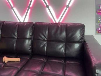 Tiiina bongacams stream image