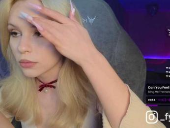 fymryn bongacams stream image