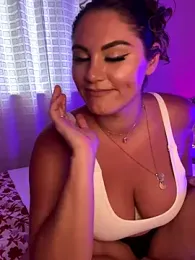 lovely_beast stripchat stream image