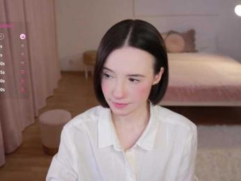 MissEssie bongacams stream image