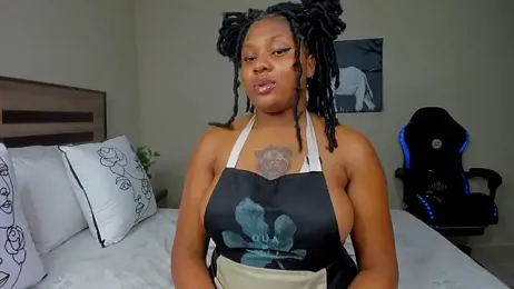 Renee-18 stripchat stream image