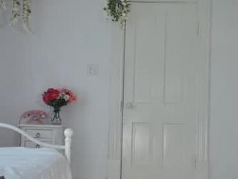 littlegreekflower chaturbate stream image