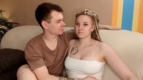 julielourens stripchat stream image