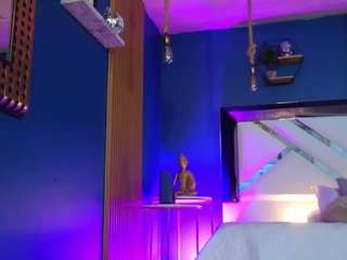 lady-brownn camsoda stream image