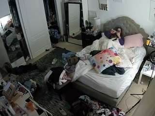 voyeurcam-hornyhostel-02 camsoda stream image