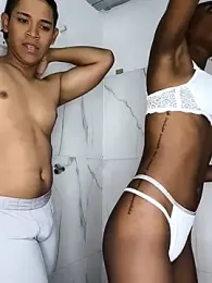 valmon21 stripchat stream image