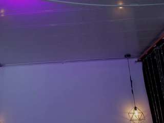 mia-kenner camsoda stream image