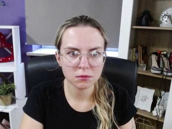 Soft-Zoey bongacams stream image