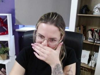 Soft-Zoey bongacams stream image