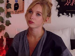 Emma Wilde flirt4free stream image