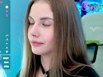 VikkiExtraCheese bongacams stream image